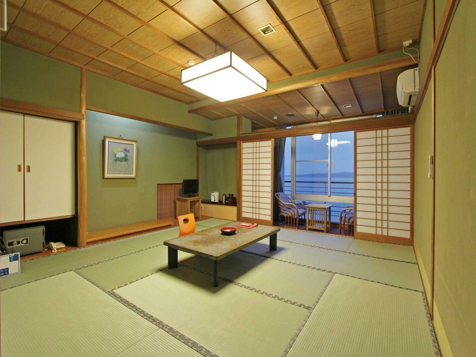 Eihokaku Hotell Himi Exteriör bild
