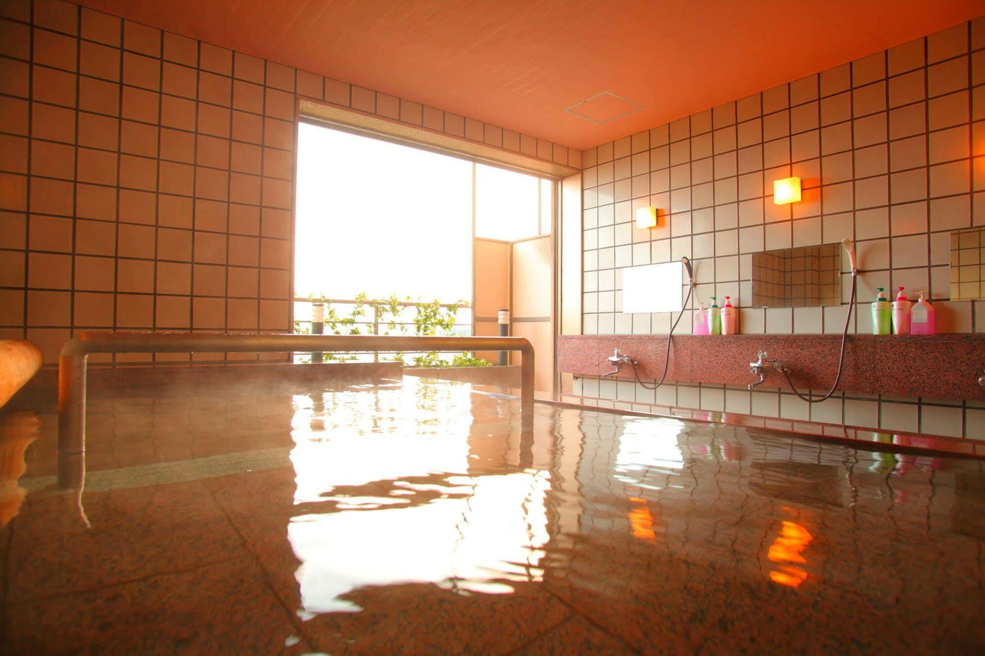 Eihokaku Hotell Himi Exteriör bild